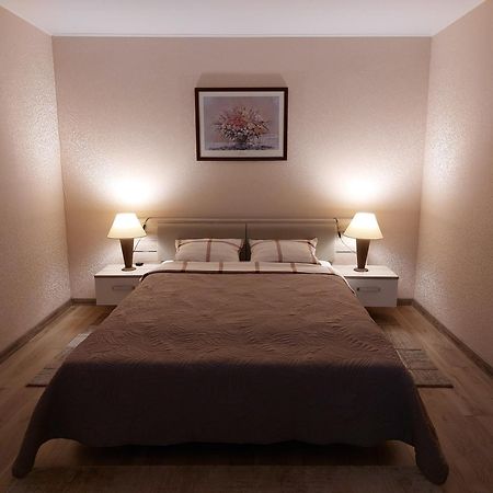 Patogus Poilsis Prie Ezero/Comfortable Rest วิซากินาส ภายนอก รูปภาพ